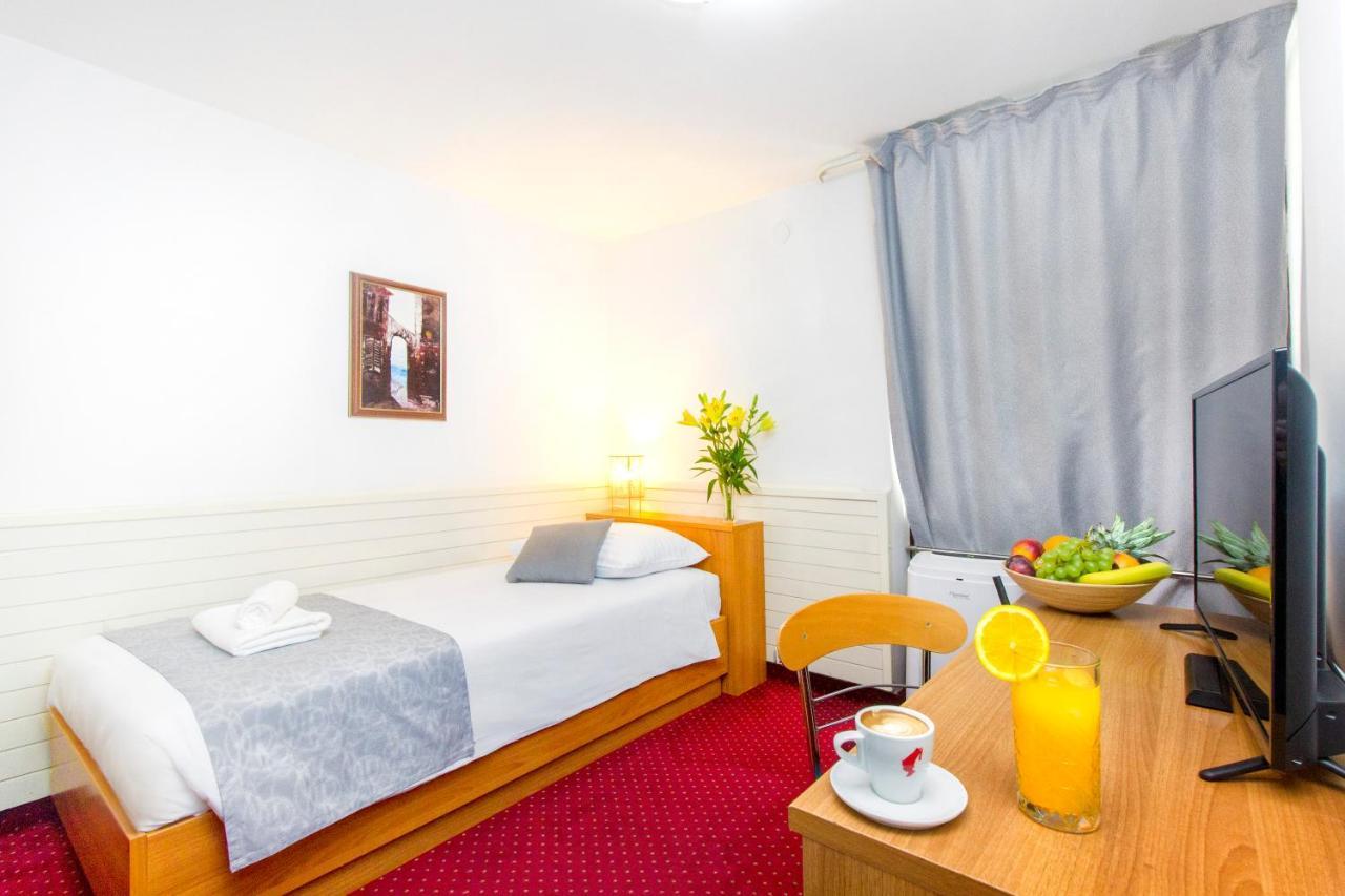 Hotel Jadran Šibenik Exteriér fotografie